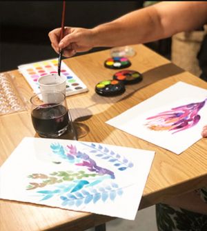Paint and Sip Class Watercolour and Wine - Accommodation Whitsundays